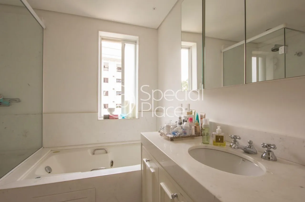 Apartamento com 4 suítes à venda em Jardim Guedala, São Paulo, por R$ 8.000.000 Imagem 10