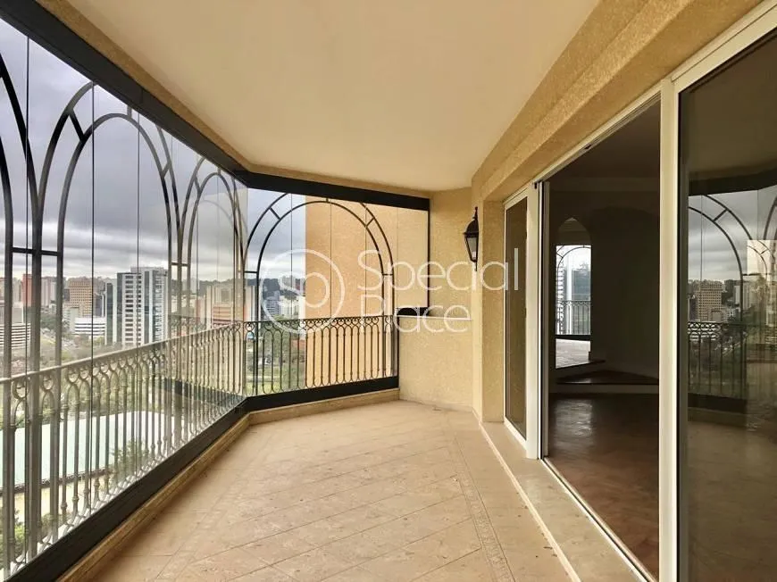 Apartamento com 4 suítes à venda em Panamby, São Paulo, por R$ 3.800.000 Imagem 5