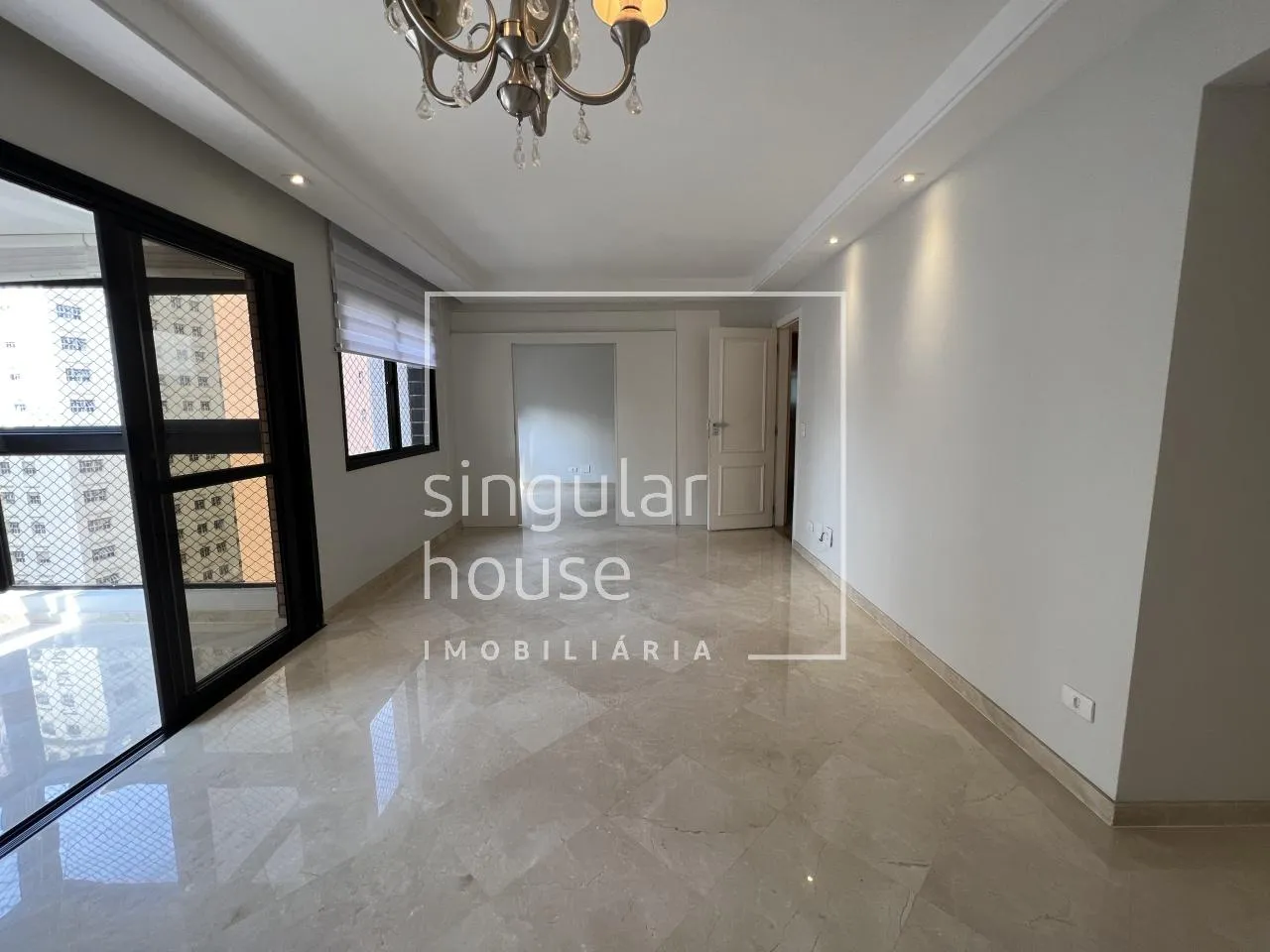 Apartamento com 3 suítes à venda em Vila Nova Conceição, São Paulo, por R$ 2.600.000 Imagem 2