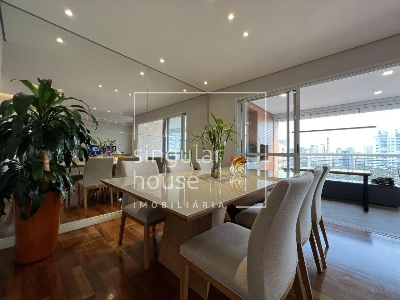 Apartamento com 2 suítes à venda em Brooklin, São Paulo, por R$ 2.450.000