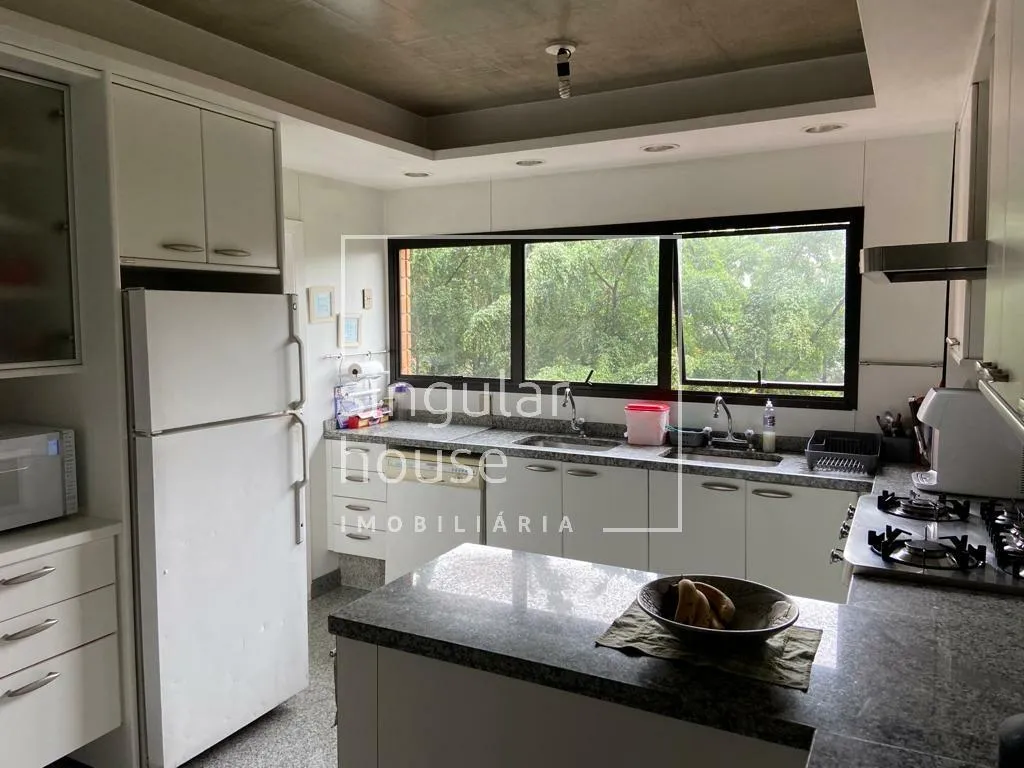 Apartamento com 4 suítes à venda em Vila Andrade, São Paulo, por R$ 2.700.000 Imagem 3