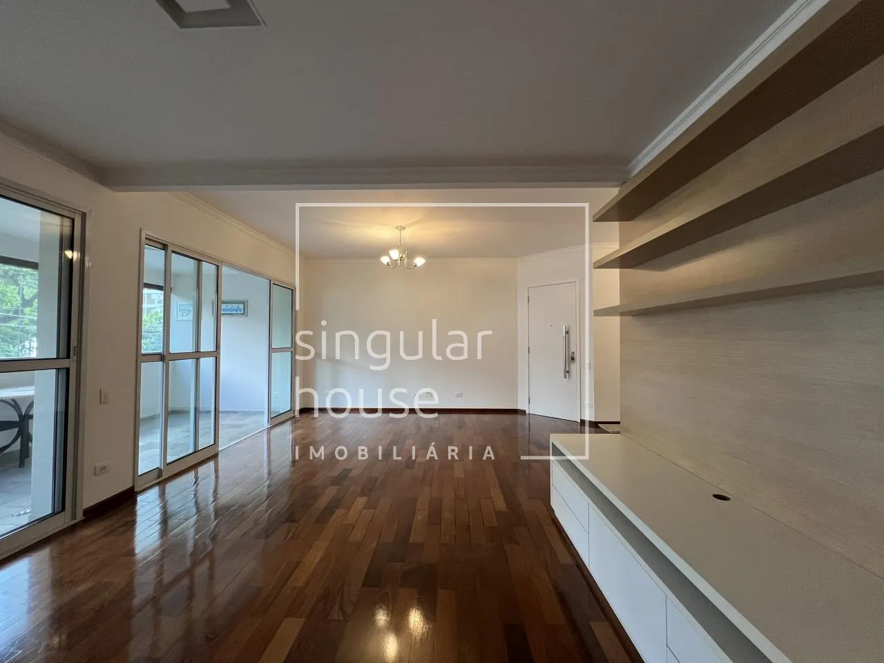 Apartamento com 3 suítes à venda em Moema, São Paulo, por R$ 2.800.000