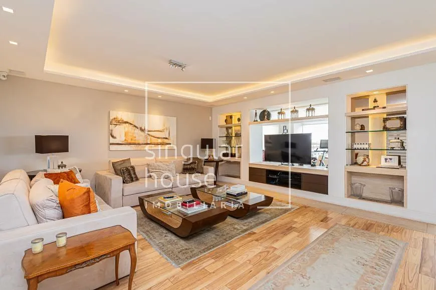 Apartamento com 3 suítes à venda em Moema, São Paulo, por R$ 13.900.000