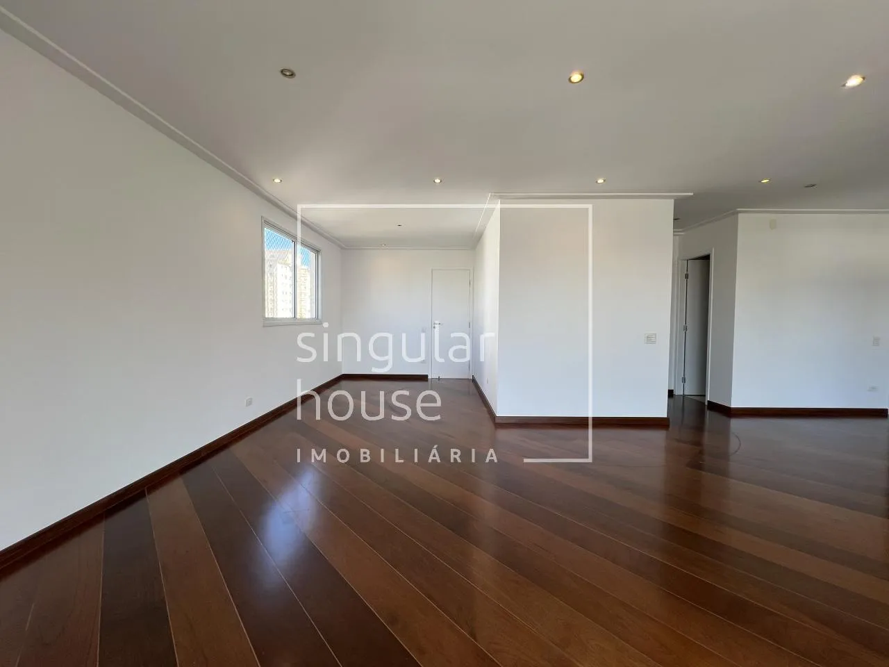 Apartamento com 3 suítes à venda em Vila Uberabinha, São Paulo, por R$ 2.500.000 Imagem 2