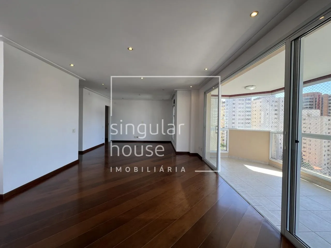 Apartamento com 3 suítes à venda em Vila Uberabinha, São Paulo, por R$ 2.500.000 Imagem 3