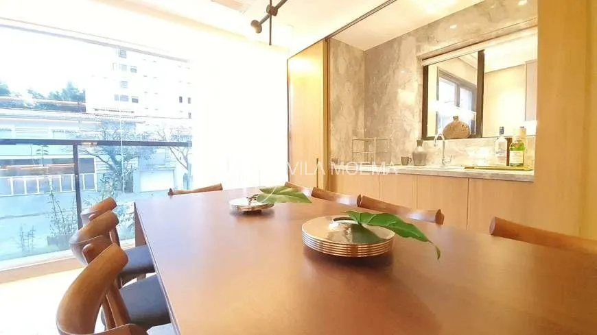 Apartamento com 3 suítes à venda em Moema, São Paulo, por R$ 4.300.000 Imagem 4