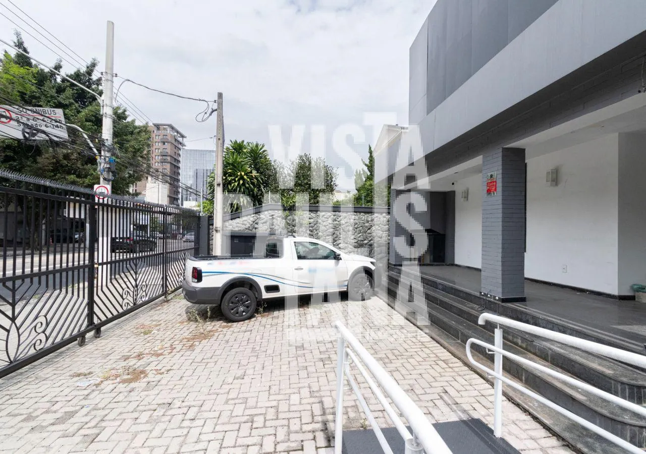 Casa com 1 suítes à venda em Paraíso, São Paulo, por R$ 8.900.000 Imagem 3