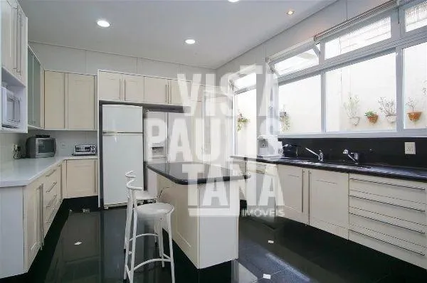 Casa com 4 suítes à venda em Vila Nova Conceição, São Paulo, por R$ 20.000.000 Imagem 17