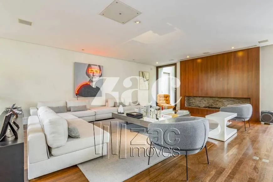 Casa com 4 suítes à venda em Jardim Europa, São Paulo, por R$ 30.000.000 Imagem 2
