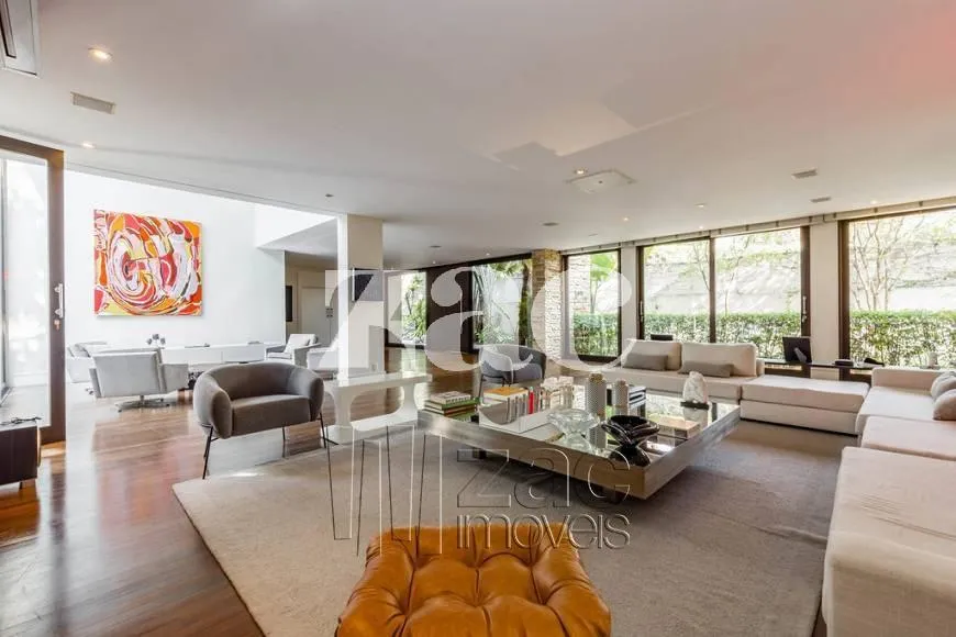 Casa com 4 suítes à venda em Jardim Europa, São Paulo, por R$ 30.000.000 Imagem 3