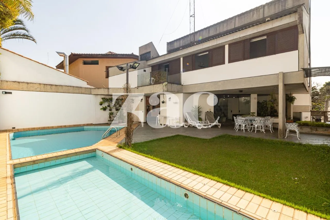 Casa com 3 suítes à venda em Alto De Pinheiros, São Paulo, por R$ 4.500.000 Imagem 3
