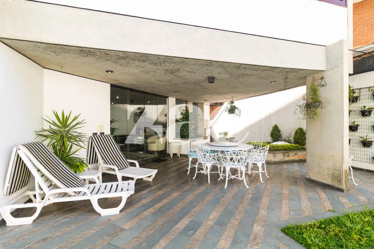 Casa com 3 suítes à venda em Alto De Pinheiros, São Paulo, por R$ 4.500.000 Imagem 5