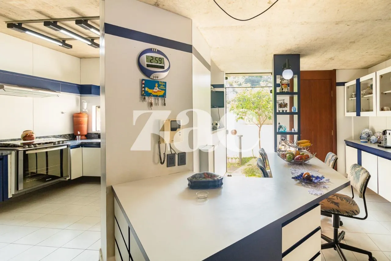 Casa com 3 suítes à venda em Alto De Pinheiros, São Paulo, por R$ 4.500.000 Imagem 18