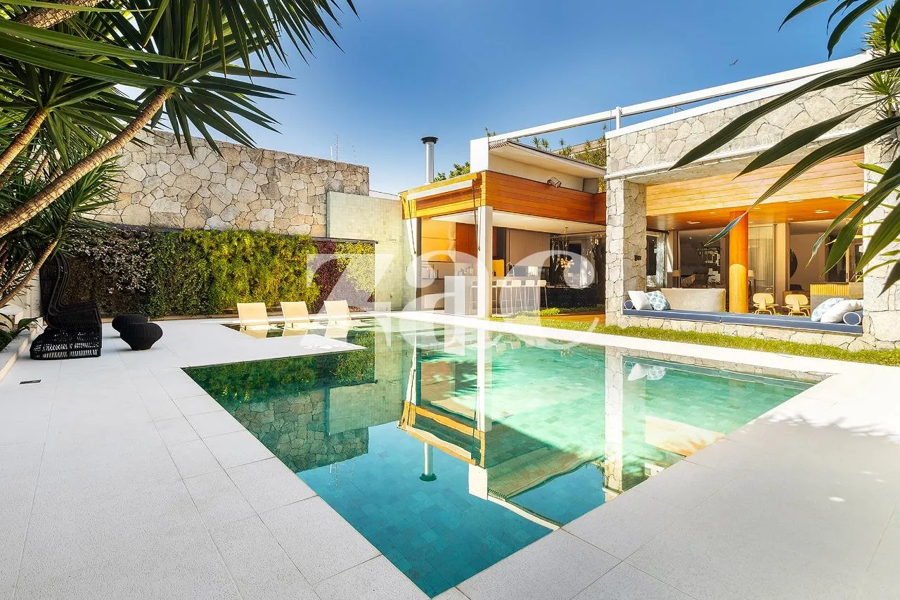 Casa com 4 suítes à venda em Alto da Lapa, São Paulo, por R$ 9.900.000