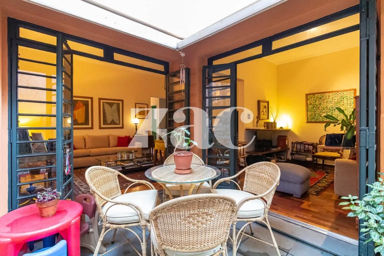Casa com 1 suítes à venda em Jardim Europa, São Paulo, por R$ 3.500.000 Imagem 8