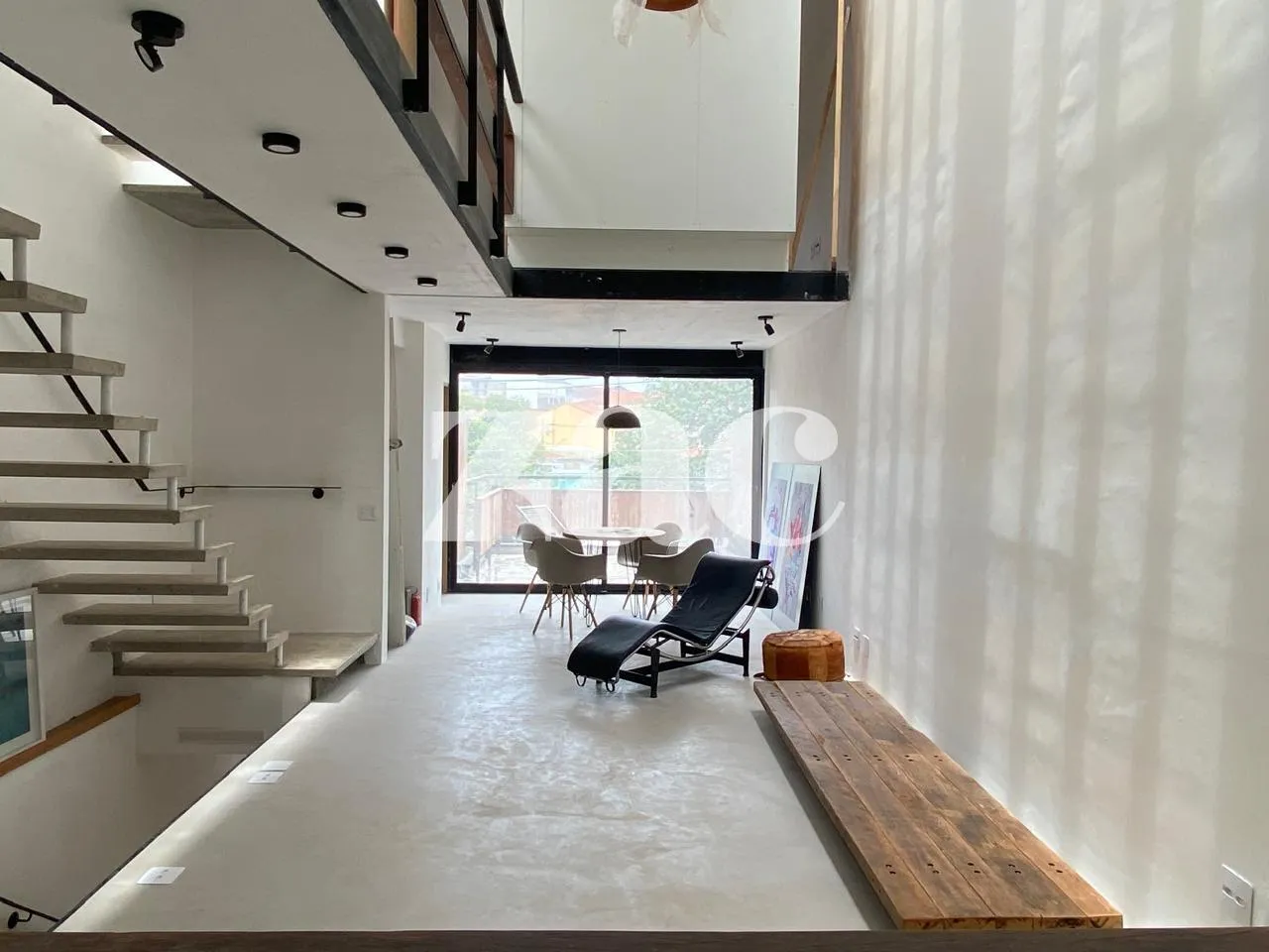 Casa com 3 suítes à venda em Vila Madalena, São Paulo, por R$ 2.200.000