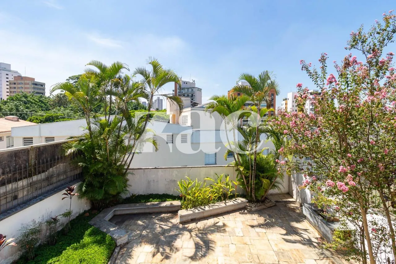 Casa com 2 suítes à venda em Alto De Pinheiros, São Paulo, por R$ 4.400.000 Imagem 15
