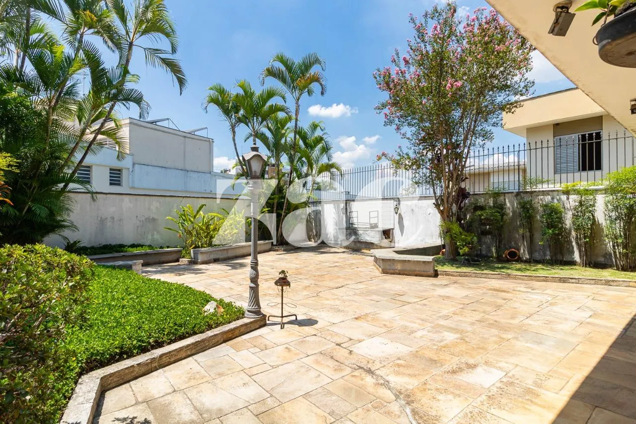 Casa com 2 suítes à venda em Alto De Pinheiros, São Paulo, por R$ 4.400.000 Imagem 23