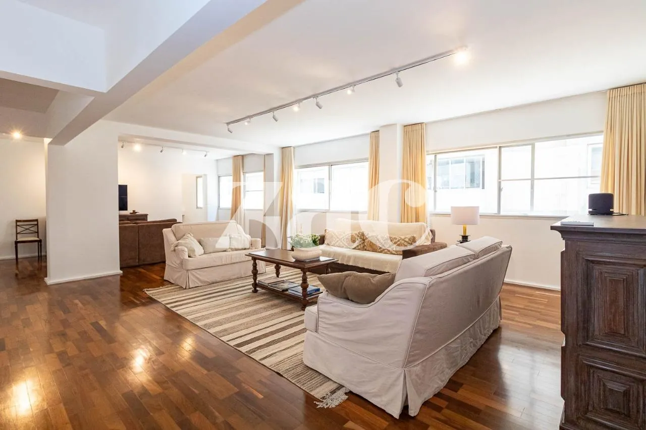 Apartamento com 2 suítes à venda em Pinheiros, São Paulo, por R$ 3.100.000