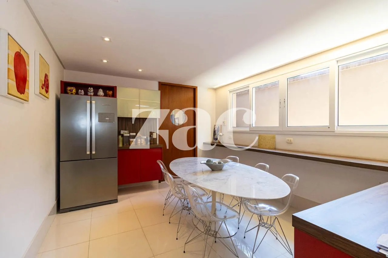 Casa com 5 suítes à venda em Alto De Pinheiros, São Paulo, por R$ 5.950.000 Imagem 17