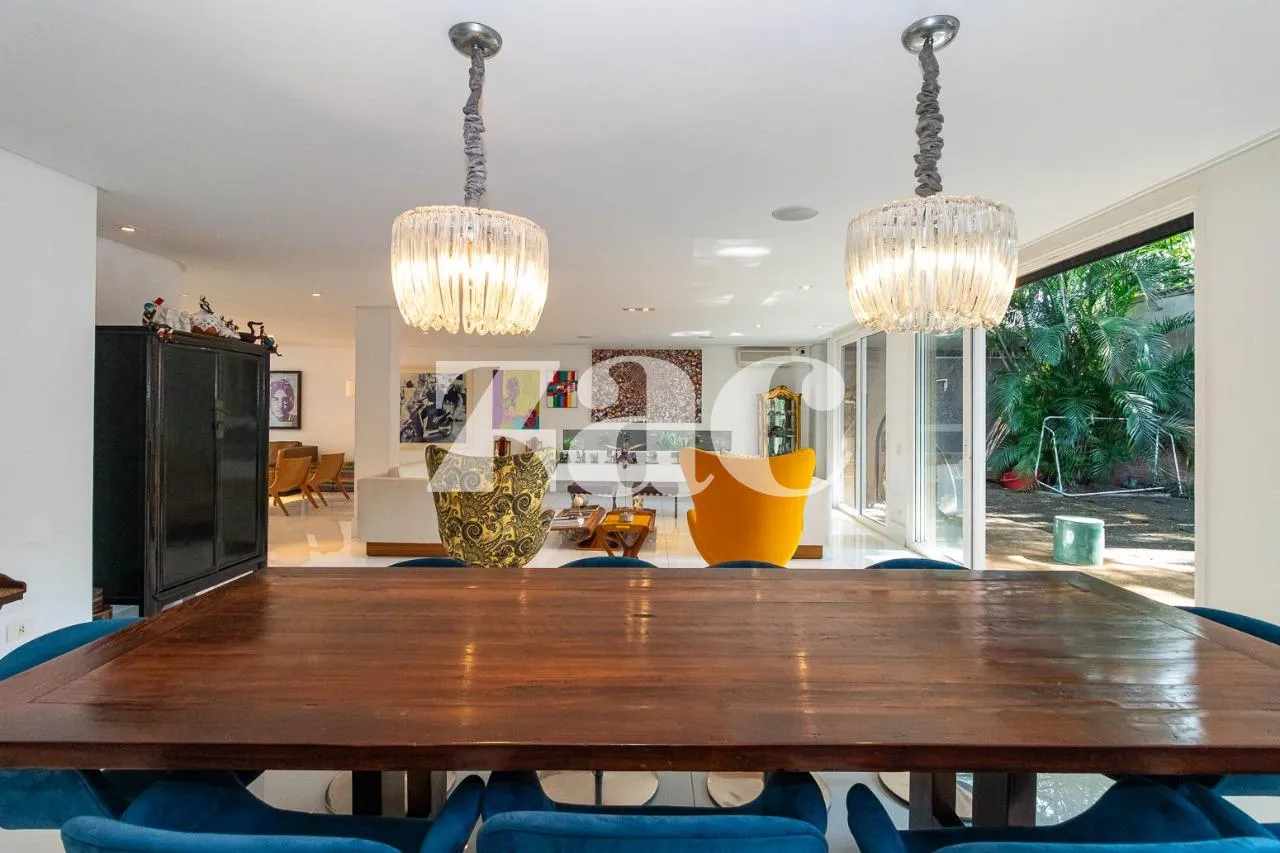 Casa com 5 suítes à venda em Alto De Pinheiros, São Paulo, por R$ 5.950.000 Imagem 13