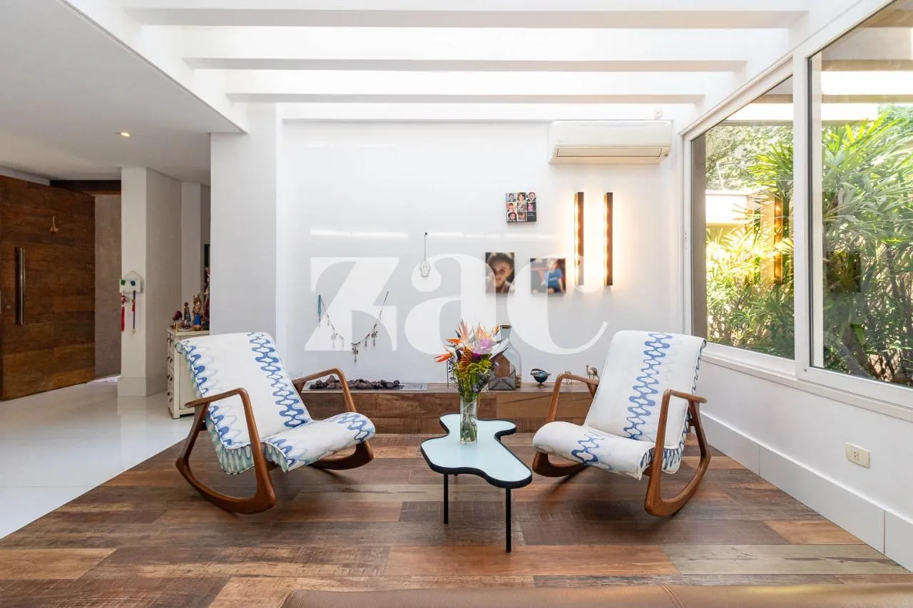 Casa com 5 suítes à venda em Alto De Pinheiros, São Paulo, por R$ 5.950.000 Imagem 10