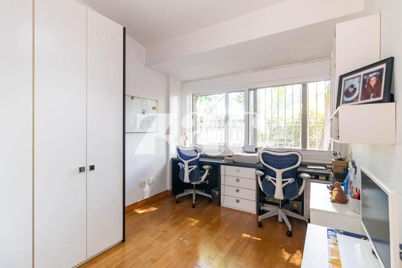 Casa com 5 suítes à venda em Alto De Pinheiros, São Paulo, por R$ 5.950.000 Imagem 21