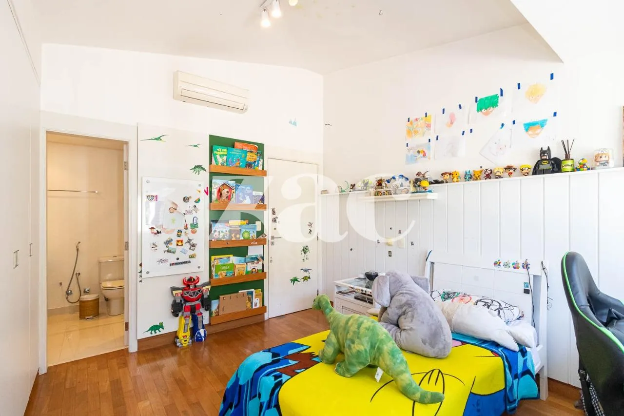 Casa com 5 suítes à venda em Alto De Pinheiros, São Paulo, por R$ 5.950.000 Imagem 24