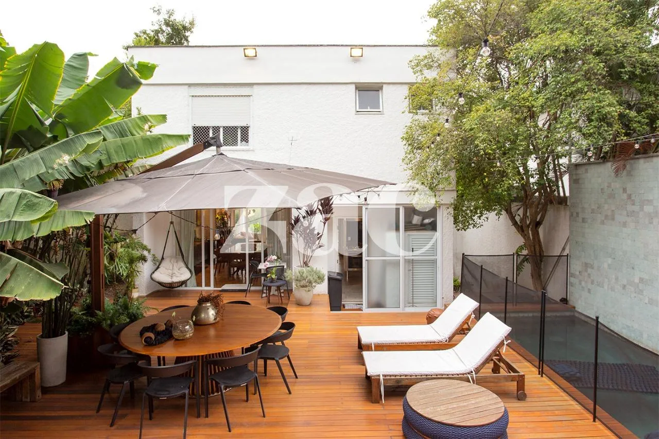 Casa com 3 suítes à venda em Vila Madalena, São Paulo, por R$ 4.700.055