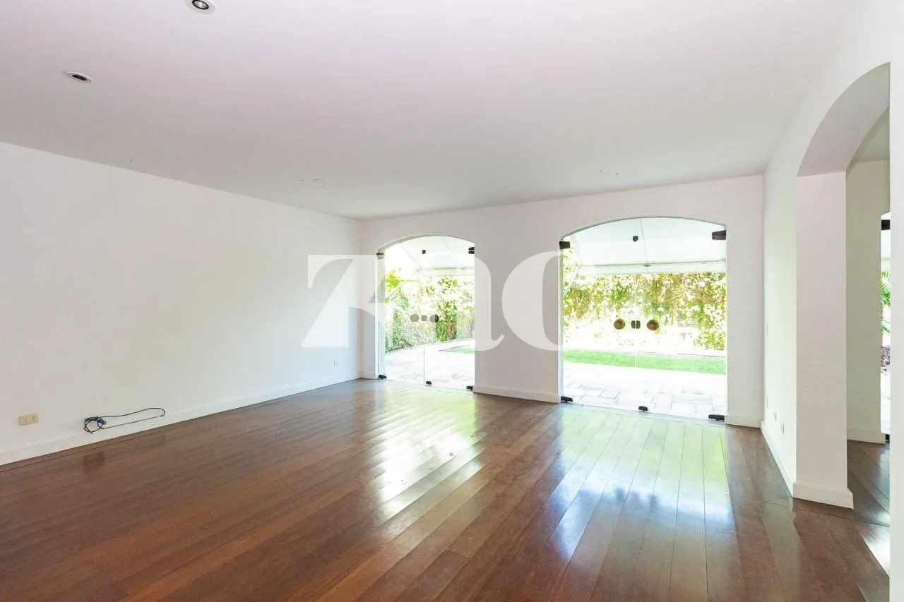 Casa com 4 suítes à venda em Alto De Pinheiros, São Paulo, por R$ 3.900.000 Imagem 8