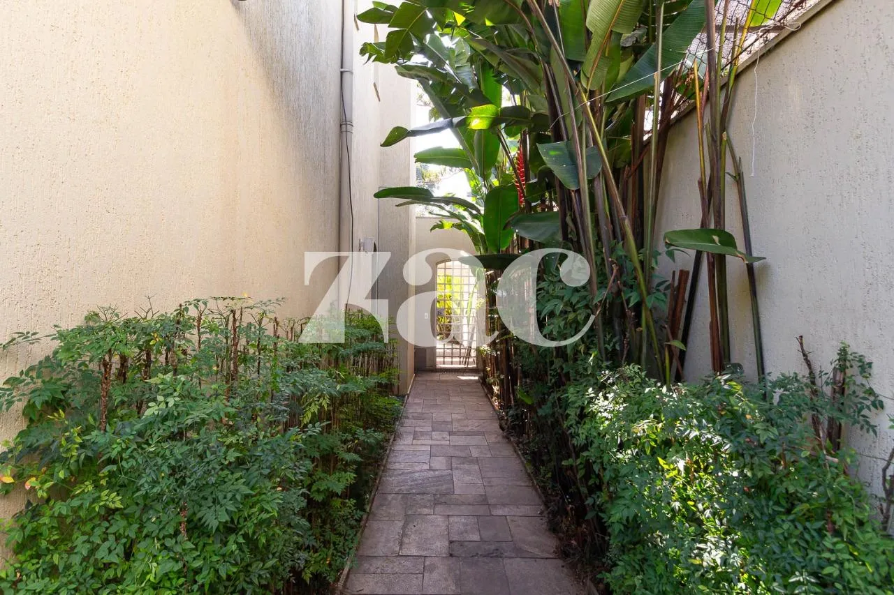 Casa com 4 suítes à venda em Alto De Pinheiros, São Paulo, por R$ 3.900.000 Imagem 30