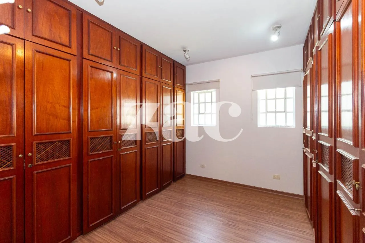 Casa com 4 suítes à venda em Alto De Pinheiros, São Paulo, por R$ 3.900.000 Imagem 25