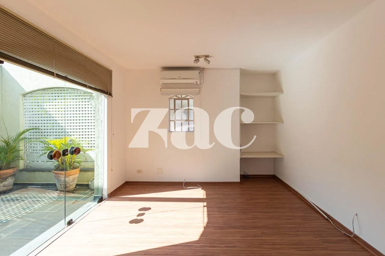 Casa com 4 suítes à venda em Alto De Pinheiros, São Paulo, por R$ 3.900.000 Imagem 17
