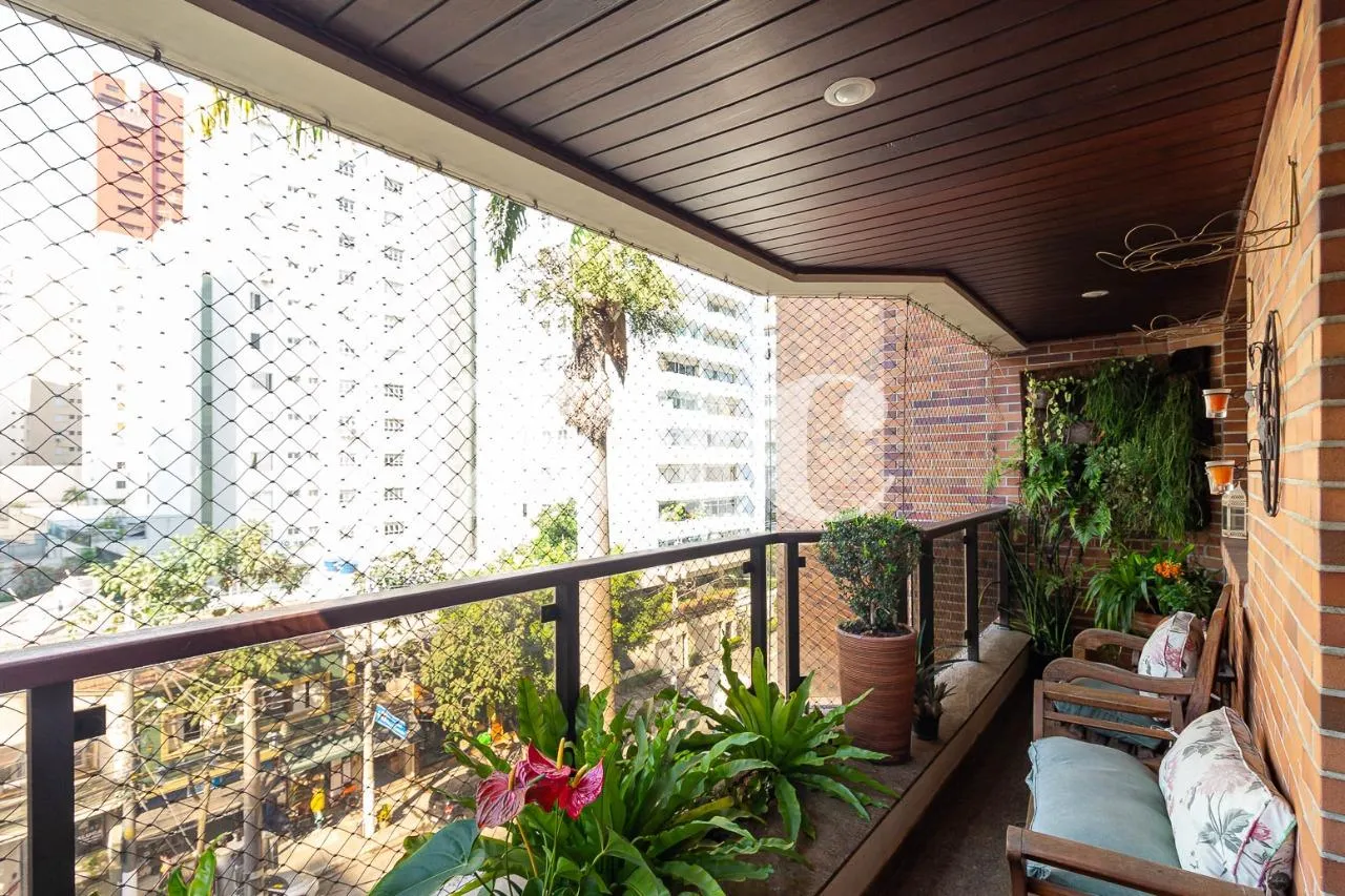 Apartamento com 4 suítes à venda em Itaim Bibi, São Paulo, por R$ 3.500.000