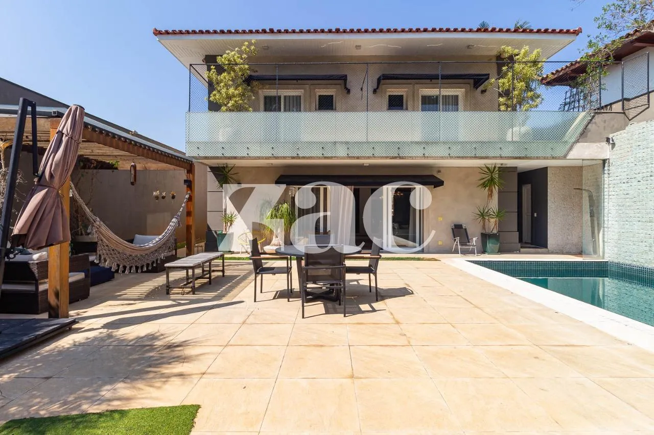 Casa com 5 suítes à venda em Pacaembu, São Paulo, por R$ 5.900.000