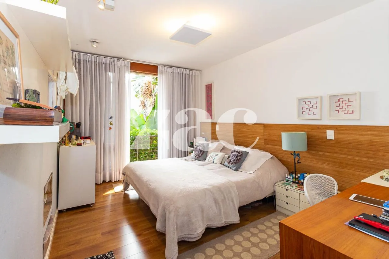 Casa com 3 suítes à venda em Alto De Pinheiros, São Paulo, por R$ 5.400.000 Imagem 25
