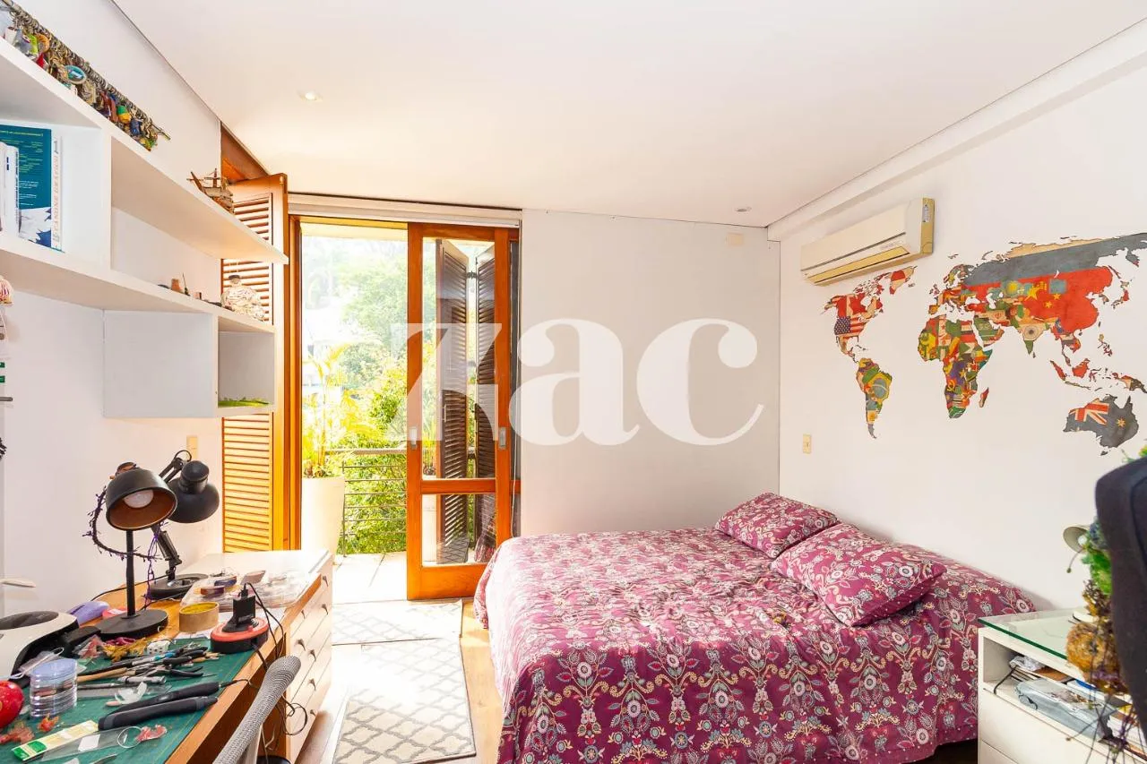 Casa com 3 suítes à venda em Alto De Pinheiros, São Paulo, por R$ 5.400.000 Imagem 28