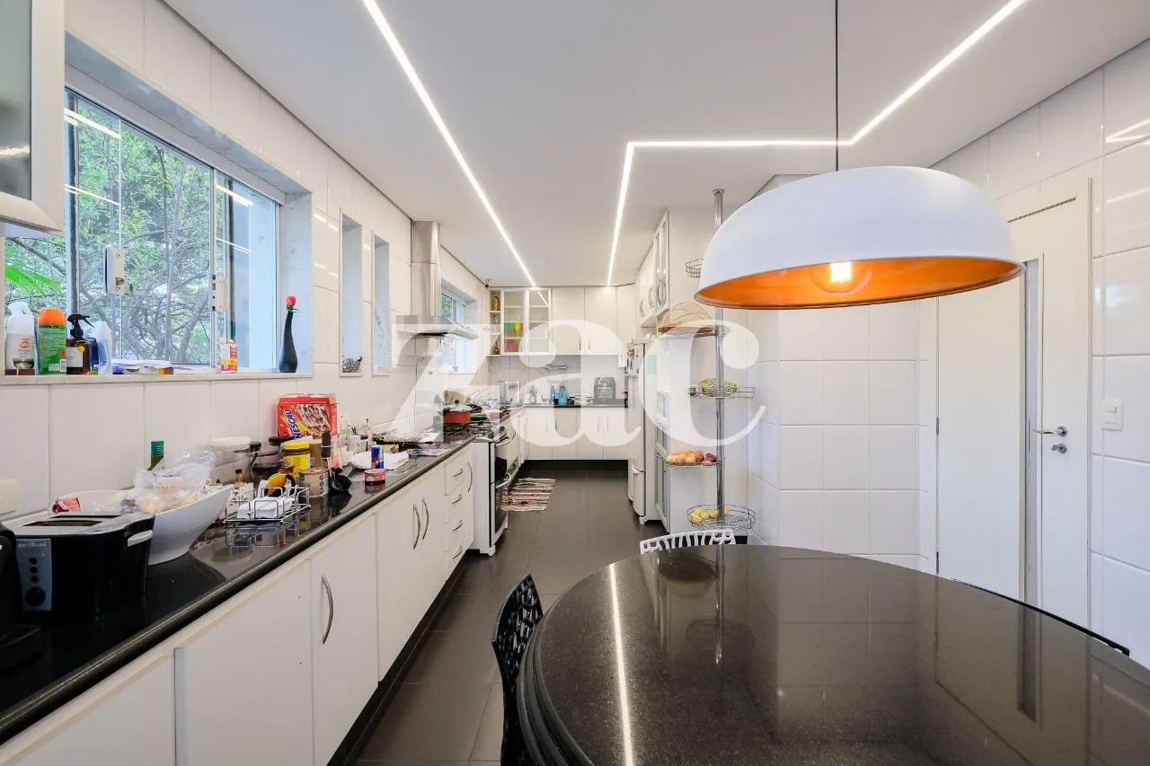 Casa com 3 suítes à venda em Alto De Pinheiros, São Paulo, por R$ 4.380.000 Imagem 14