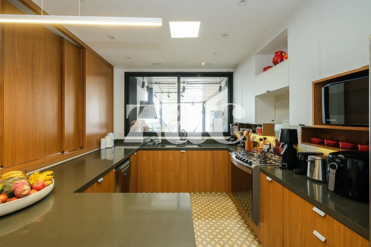 Casa com 1 suítes à venda em Alto De Pinheiros, São Paulo, por R$ 4.500.000 Imagem 16