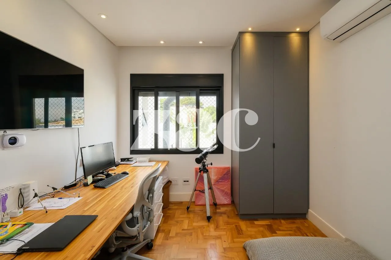 Casa com 1 suítes à venda em Alto De Pinheiros, São Paulo, por R$ 4.500.000 Imagem 17