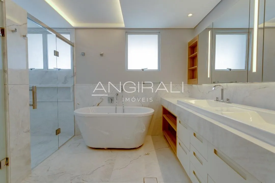 Apartamento com 3 suítes à venda em Vila Nova Conceição, São Paulo, por R$ 23.000.000 Imagem 30