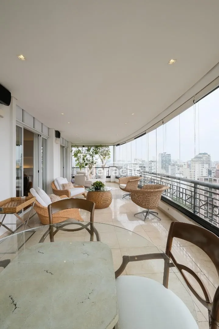 Cobertura com 4 suítes à venda em Vila Nova Conceição, São Paulo, por R$ 32.000.000 Imagem 3