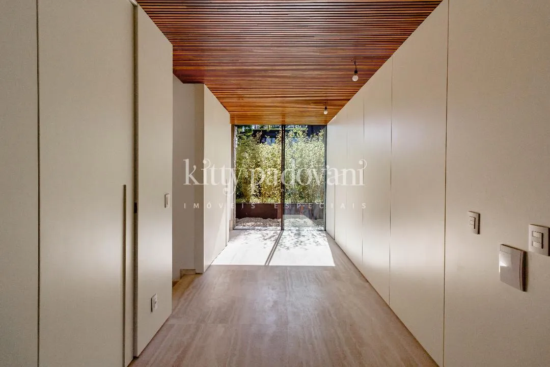 Casa de condomínio com 3 suítes à venda em Vila Madalena, São Paulo, por R$ 28.000.000 Imagem 3