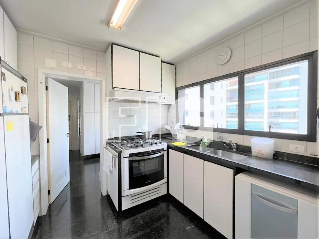 Apartamento com 3 suítes à venda em Itaim Bibi, São Paulo, por R$ 6.400.000 Imagem 14