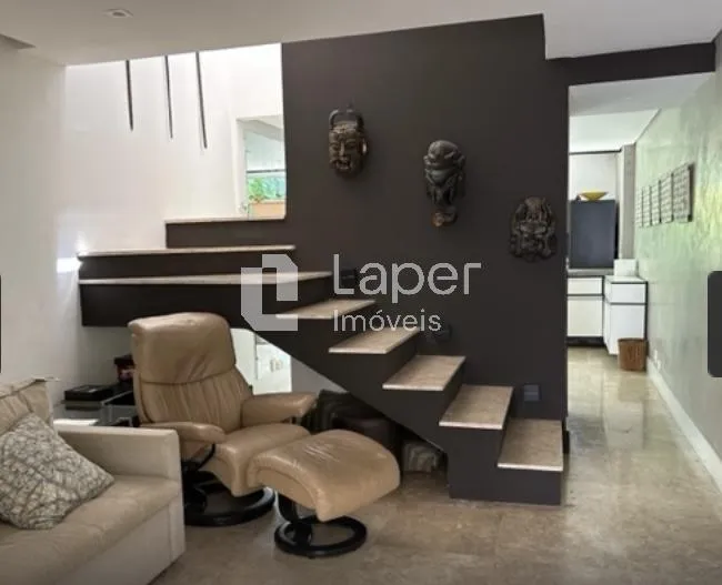 Casa com 2 suítes à venda em Jardim Europa, São Paulo, por R$ 2.200.000