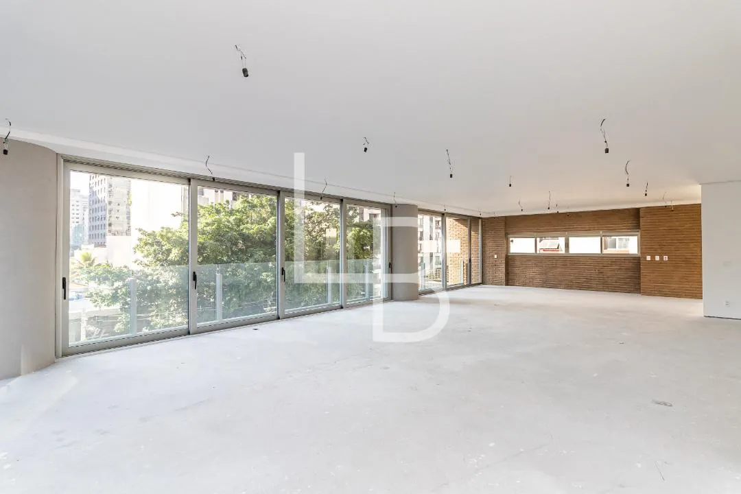 Apartamento com 4 suítes à venda em Itaim Bibi, São Paulo, por R$ 13.000.000