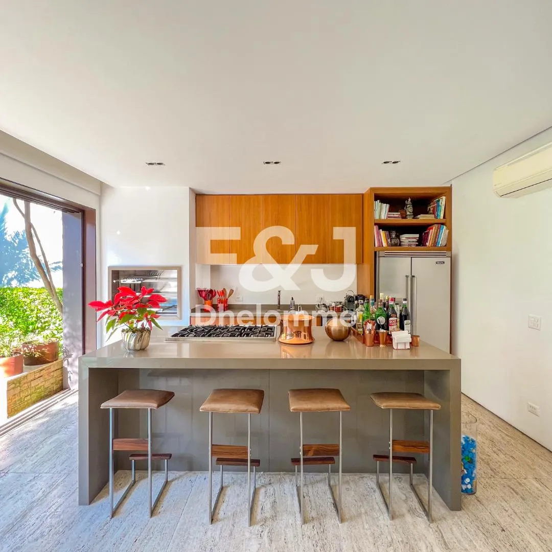 Casa com 8 suítes à venda em Jardim Paulistano, São Paulo, por R$ 43.000.000 Imagem 32