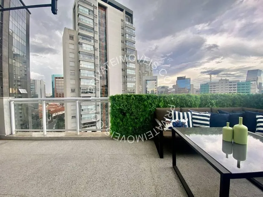 Cobertura com 1 suítes à venda em Pinheiros, São Paulo, por R$ 2.400.000