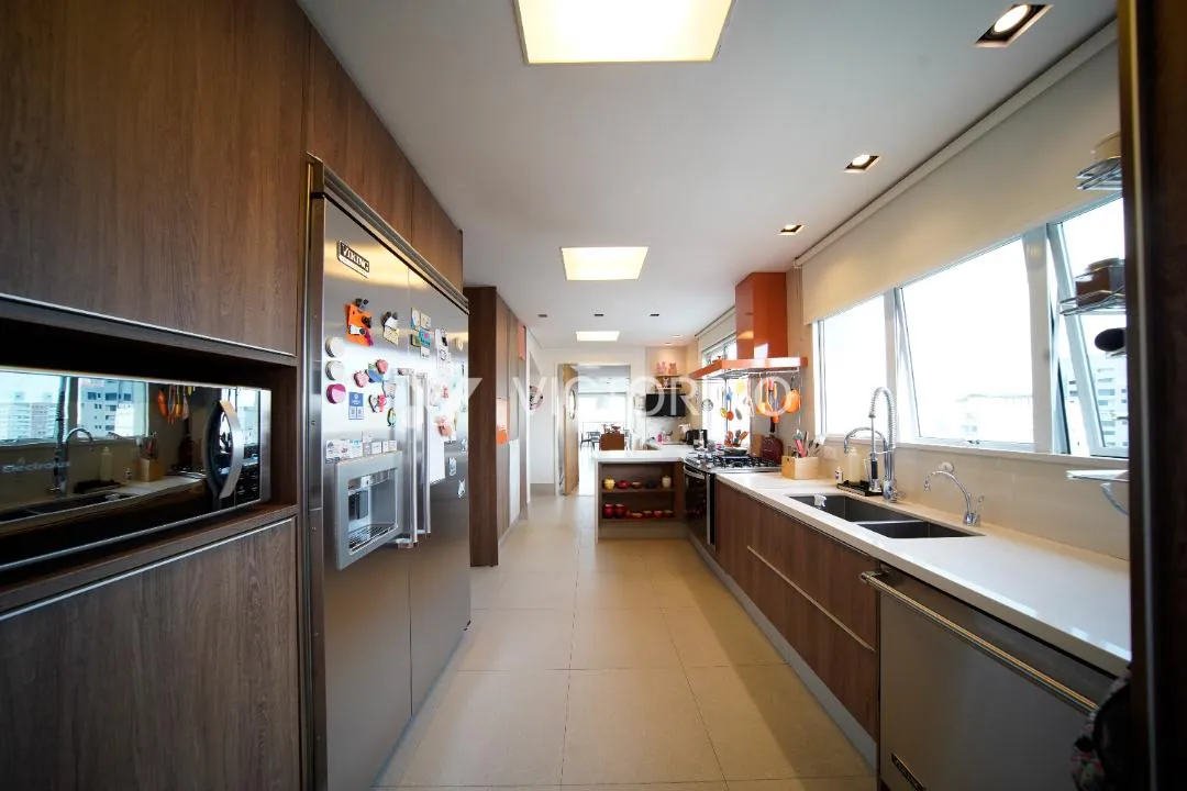 Cobertura com 2 suítes à venda em Jardim América, São Paulo, por R$ 30.000.000 Imagem 13