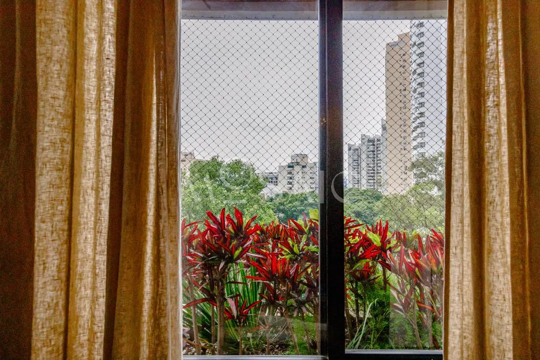 Apartamento com 2 suítes à venda em Real Parque, São Paulo, por R$ 2.200.000 Imagem 13
